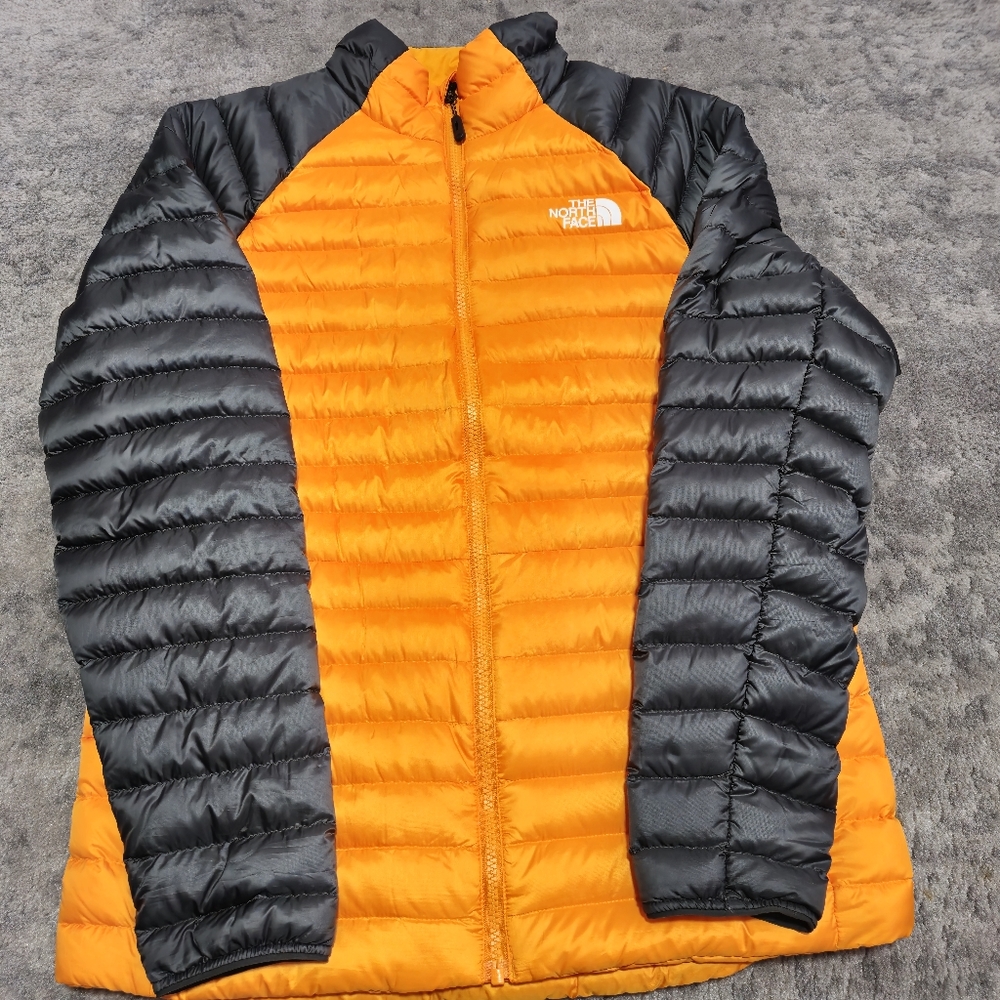 M North Face puffy jacket